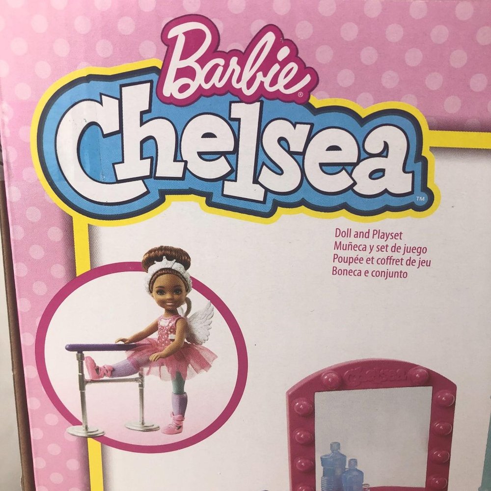 SOLD BARBIE Chelsea Ballet School Doll and Playset - Picture 7 of 9